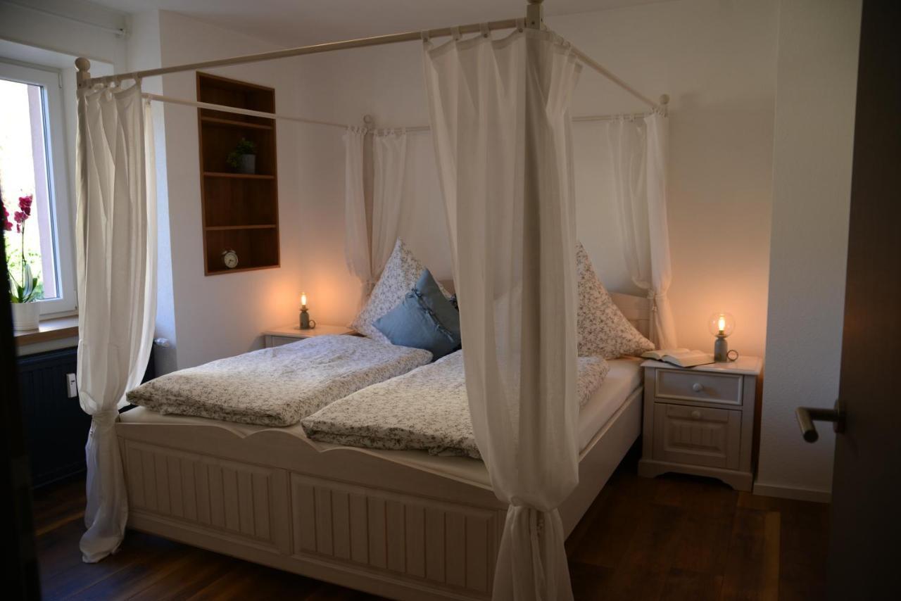 Ferienwohnung Die Alte Schule เดาน์ ภายนอก รูปภาพ